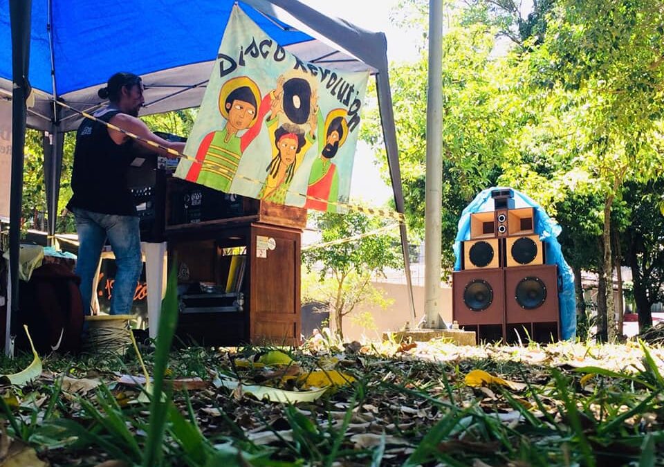 Jah Revolution Sound System (SP/SP)